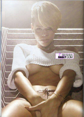 Illustration for article titled Rihanna Goes Topless For GQ's January 2010 Issue
